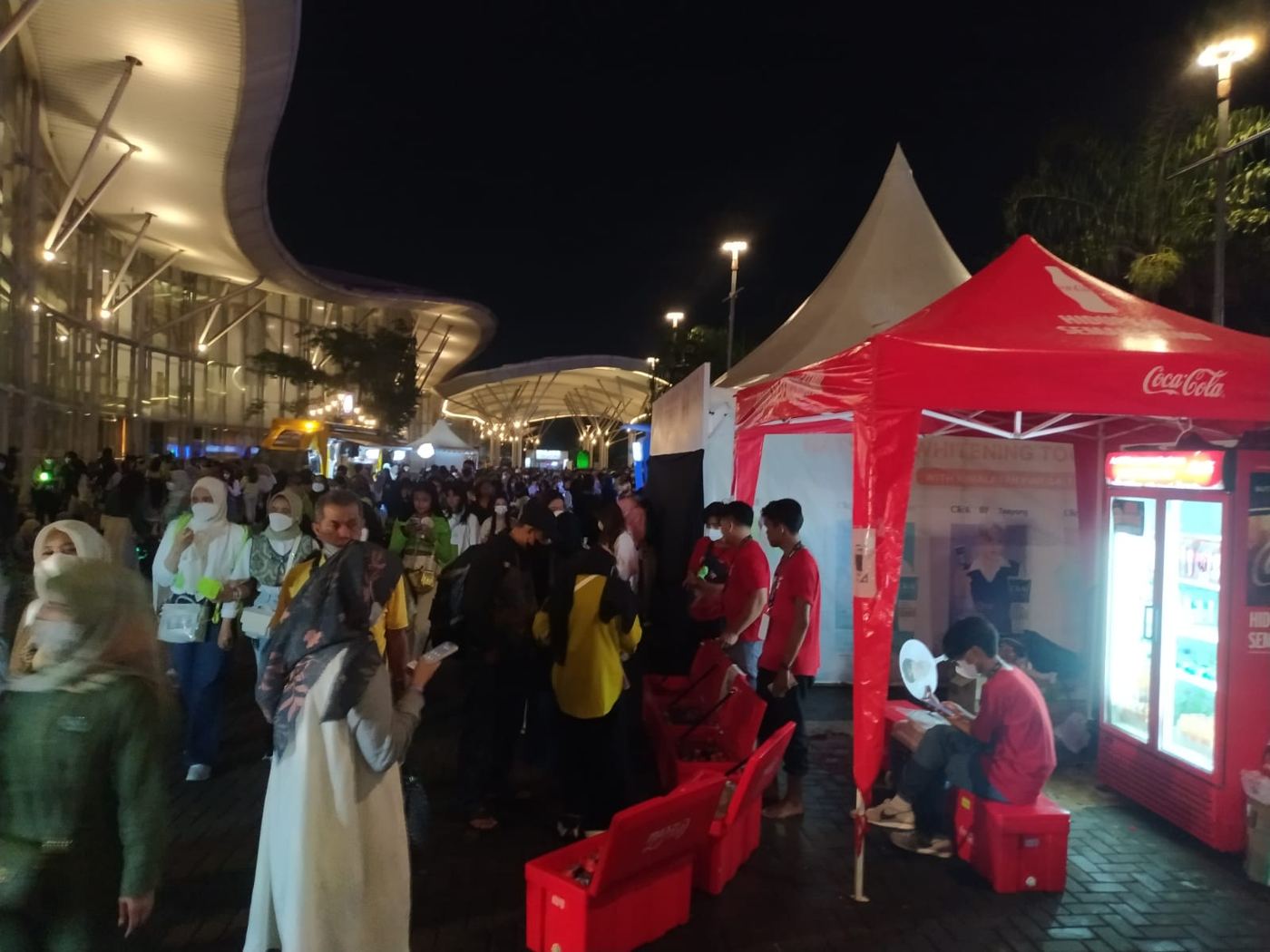 Tim Srasi Food di lokasi acara